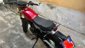Mutt Motorcycles Razorback 125 (2021 - 25)  (3)
