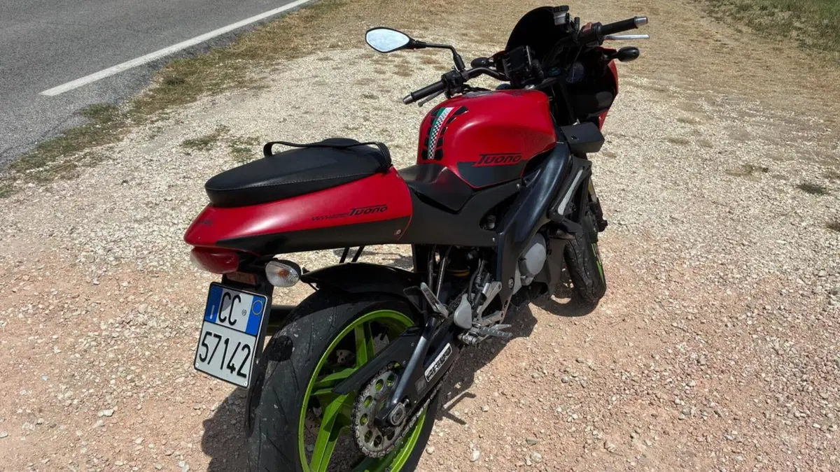 Aprilia Tuono 125 (2003 - 04)  (2)