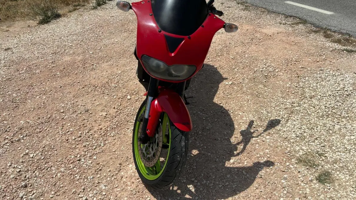 Aprilia Tuono 125 (2003 - 04)  (6)