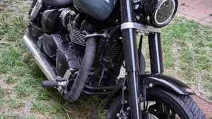 Triumph Speedmaster 865 (2005 - 10)  (3)