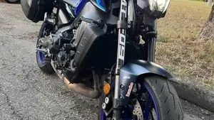 Yamaha MT-09 (2021 - 23)  (2)