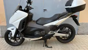 Honda Integra 750 DCT (2016 - 17) 