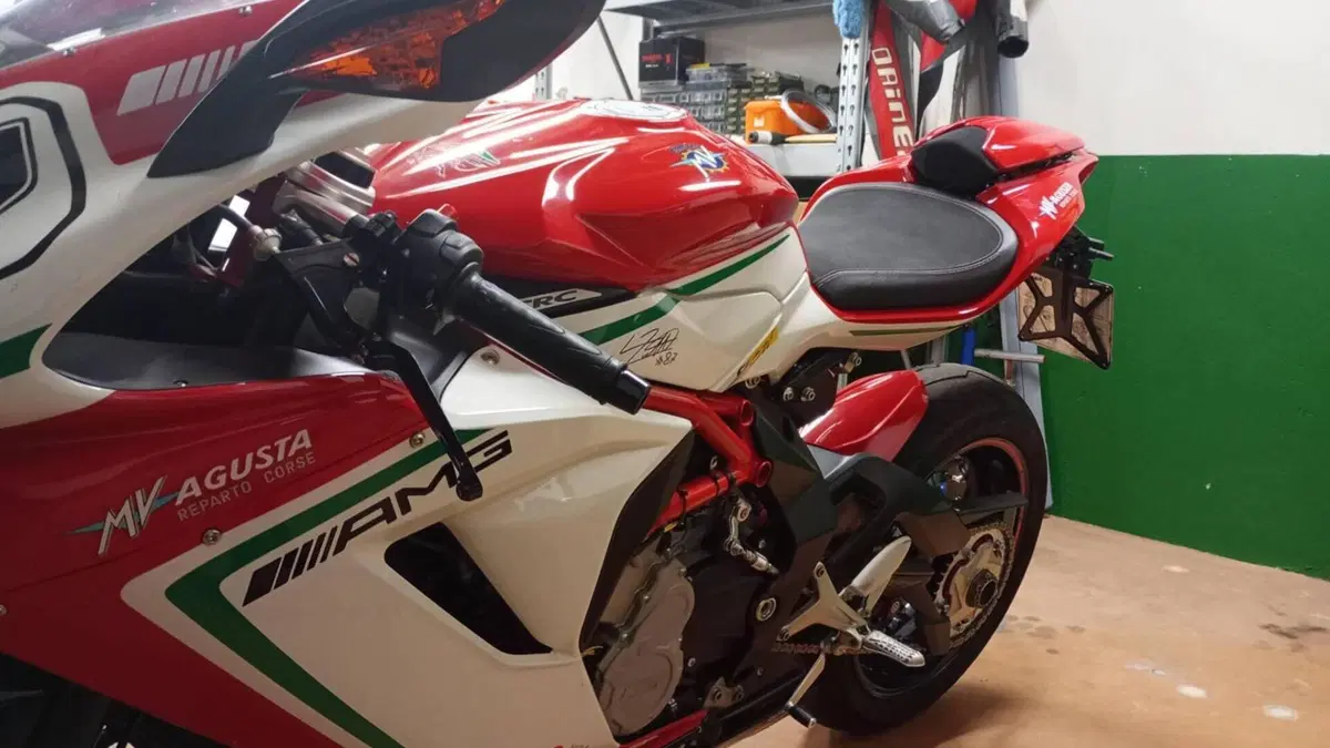 MV Agusta F3 800 RC (2015 - 17)  (10)