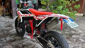 Betamotor RR 125 4T Motard LC (2021 - 23)  (3)