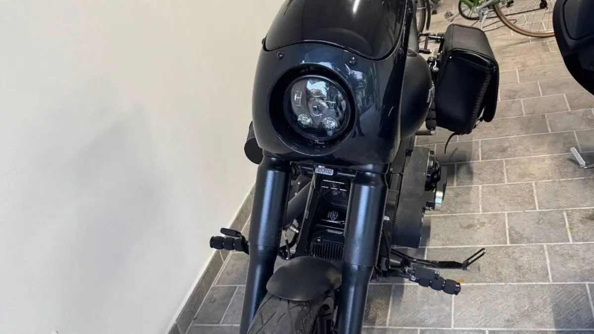 Harley-Davidson 1584 Street Bob (2008 - 15) - FXDB 