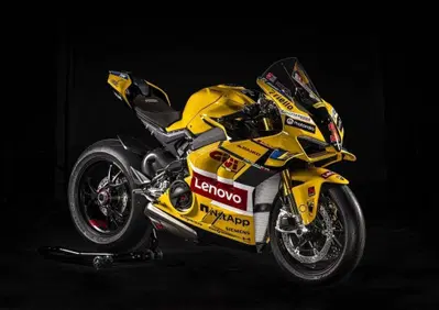 Ducati Panigale V4 Bagnaia 2023 World Champion Replica (2024) - Annuncio 9973227
