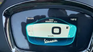 Vespa Sprint 150 3V Sport ie ABS (2021 - 22)  (2)