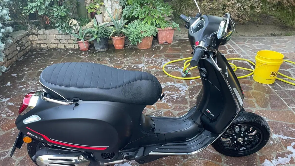 Vespa Sprint 150 3V Sport ie ABS (2021 - 22)  (3)