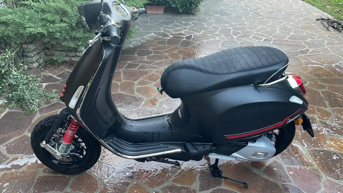 Vespa Sprint 150 3V Sport ie ABS (2021 - 22)  (4)
