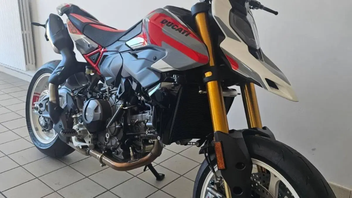Ducati Hypermotard V2 SP (2026)  (2)