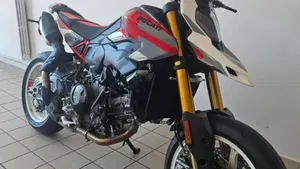 Ducati Hypermotard V2 SP (2026)  (2)