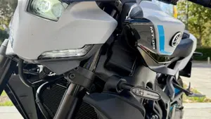 Yamaha MT-09 Y-AMT (2024 - 26)  (6)