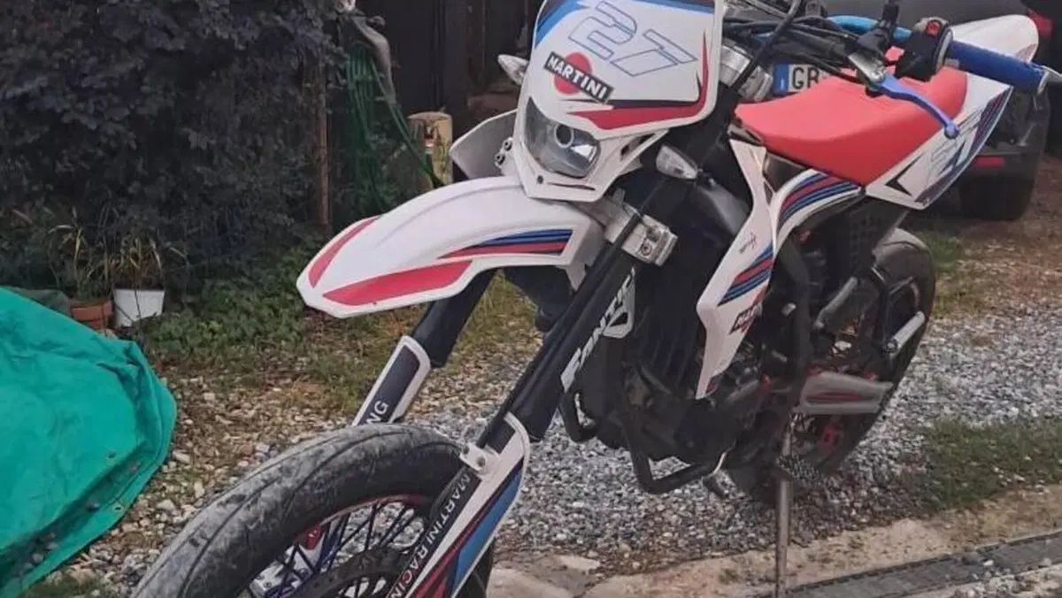 Fantic Motor Motard 125 M Performance 4t (2019)  (2)