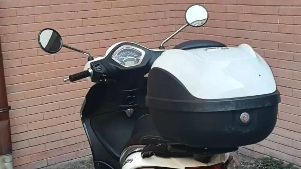 Piaggio Liberty S 50 4T (2020)  (4)
