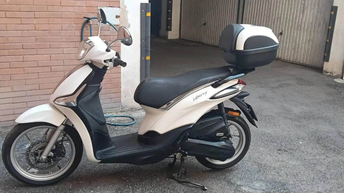 Piaggio Liberty S 50 4T (2020)  (5)
