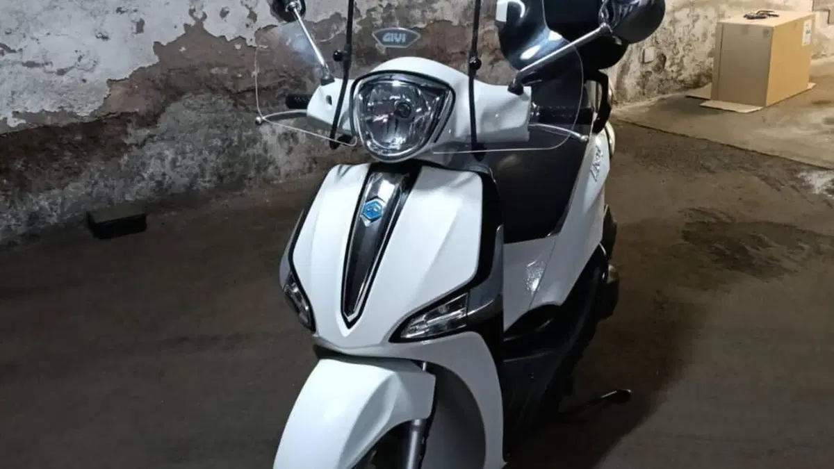 Piaggio Liberty S 50 4T (2020)  (9)