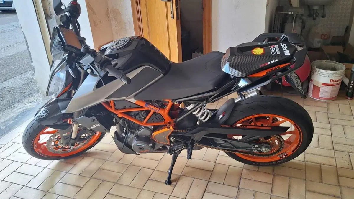 KTM 390 Duke (2021 - 23)  (2)