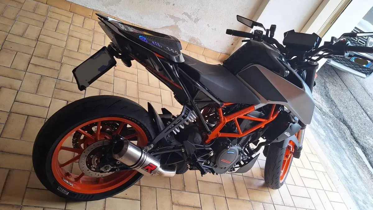 KTM 390 Duke (2021 - 23)  (4)