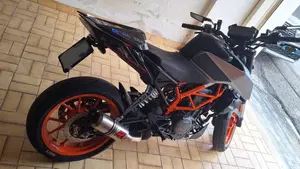 KTM 390 Duke (2021 - 23)  (4)