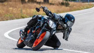 KTM 390 Duke (2021 - 23)  (11)