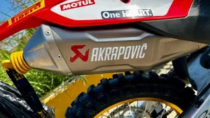 Honda CRF 450R (2023)  (5)