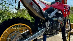 Honda CRF 450R (2023)  (6)