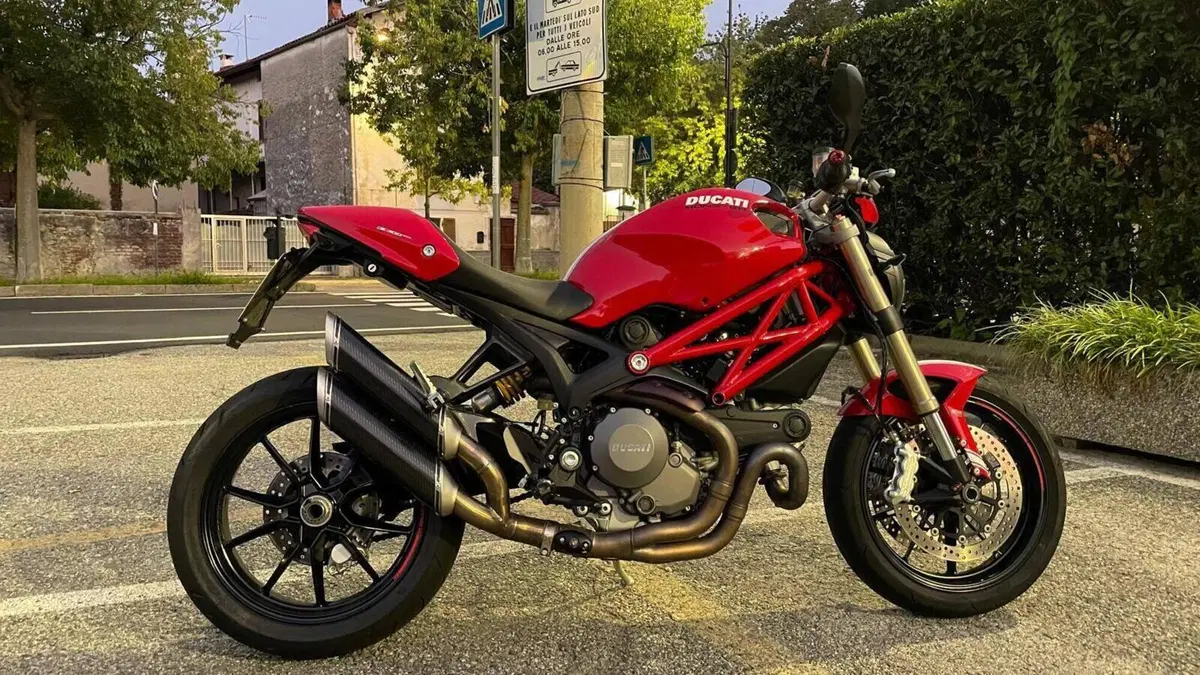 Ducati Monster 1100 Evo ABS (2011 - 13)  (4)
