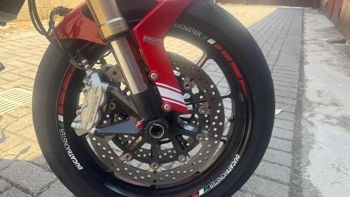 Ducati Monster 1100 Evo ABS (2011 - 13)  (6)