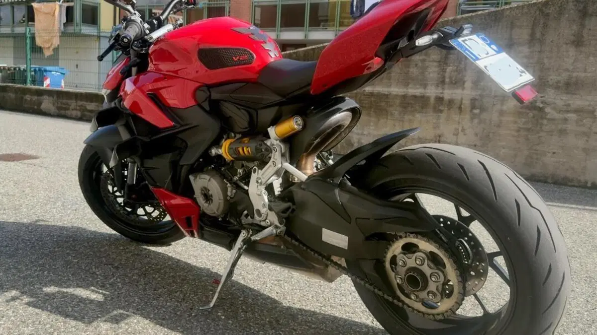 Ducati Streetfighter V2 (2022 - 24)  (2)