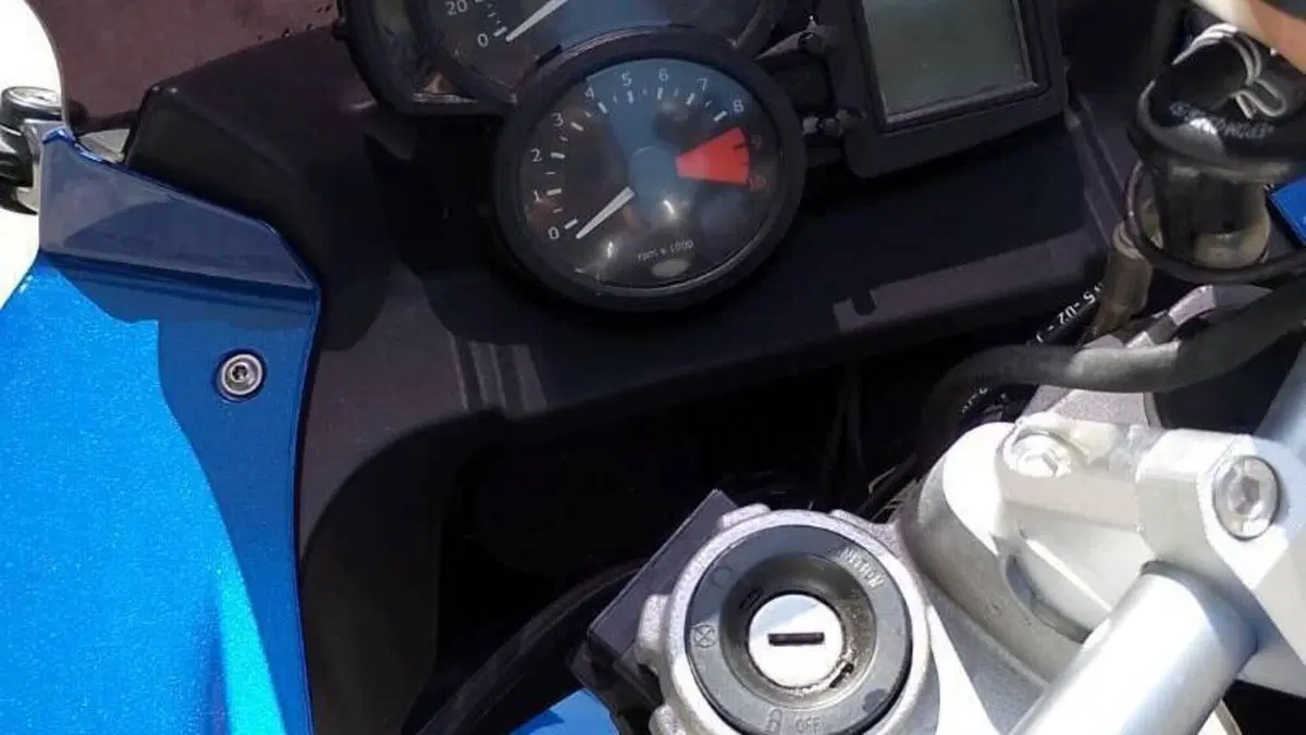 Bmw F 800 ST  (5)
