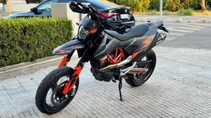 KTM 690 SMC R (2021 - 22) 