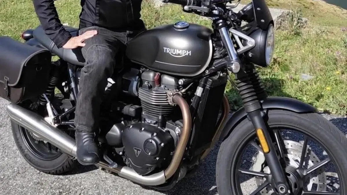 Triumph Speed Twin 900 (2023 - 24)  (3)
