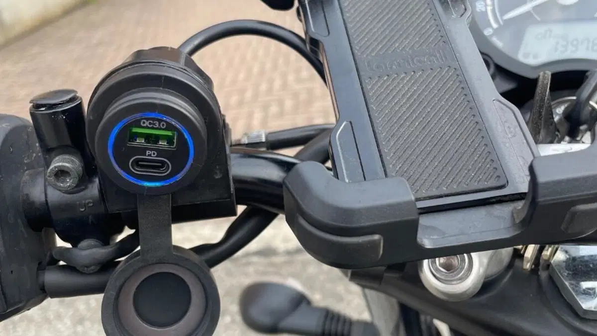 Triumph Speed Twin 900 (2023 - 24)  (14)