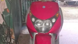 Piaggio Beverly 200 (2002 - 03) 