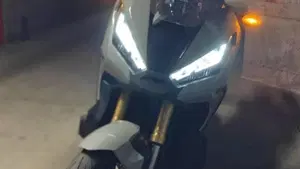 Honda X-ADV 750 DCT (2021 - 24)  (2)