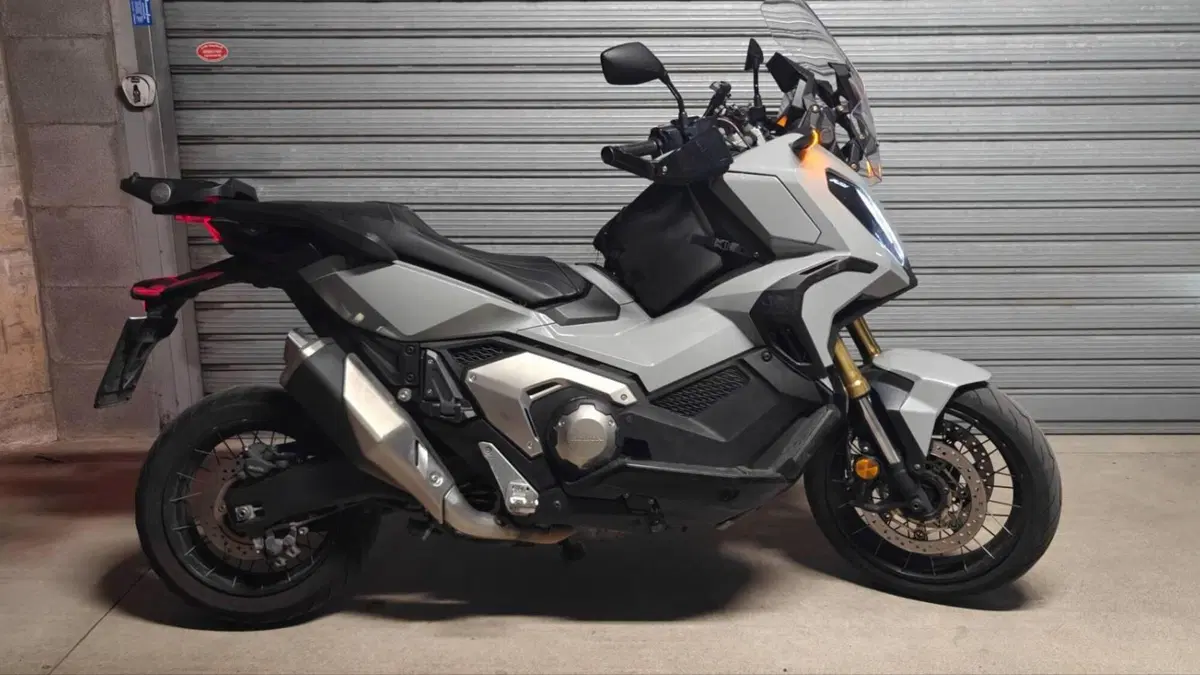 Honda X-ADV 750 DCT (2021 - 24)  (4)