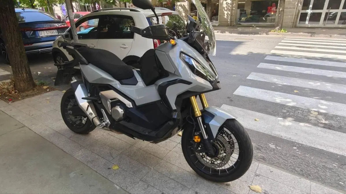 Honda X-ADV 750 DCT (2021 - 24)  (6)