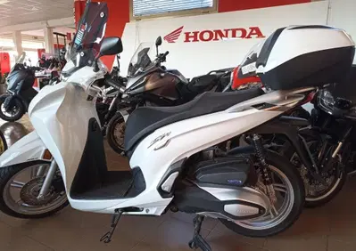 Honda SH 350 (2021 - 24) - Annuncio 10131994