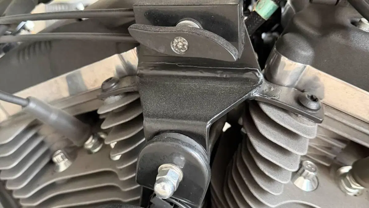 Harley-Davidson 1200 Custom (2017) - XL 1200C  (11)