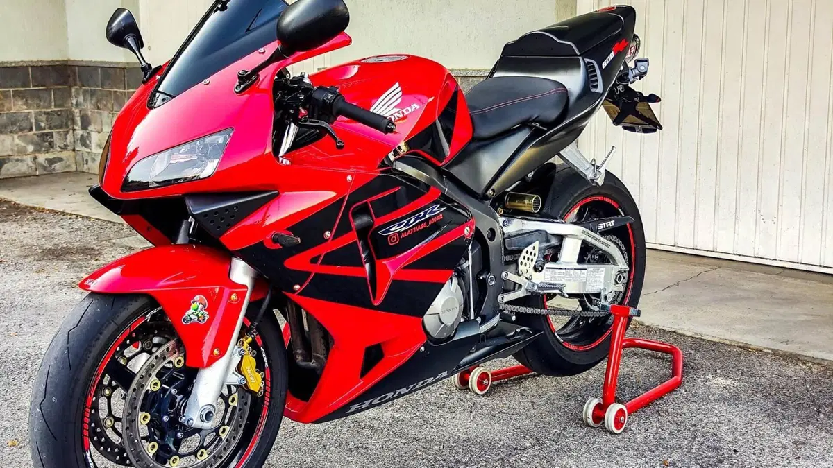 Honda CBR 600 RR (2003 - 04) 