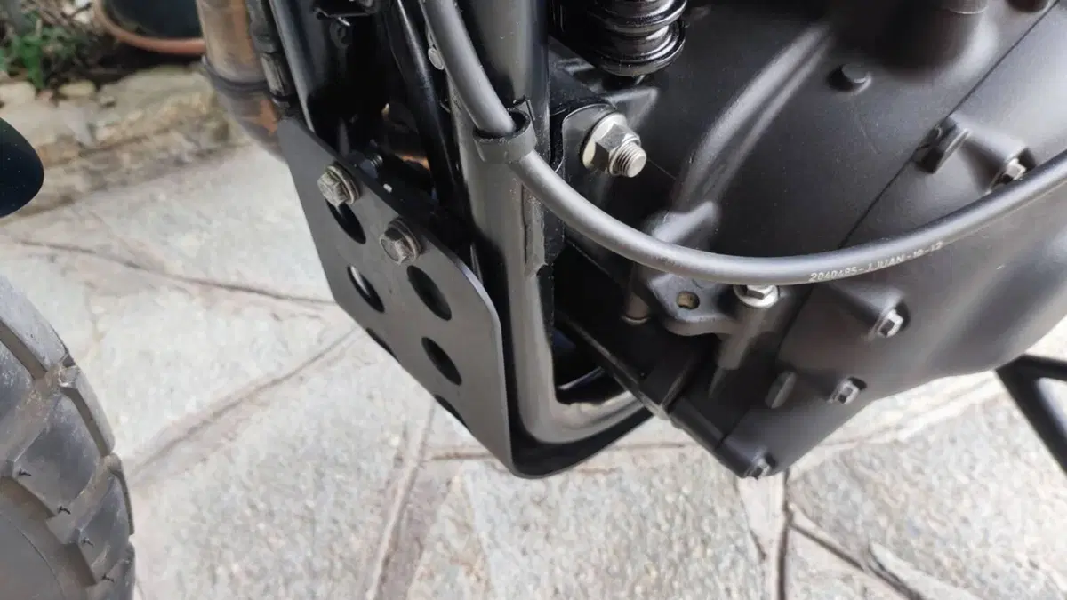 Triumph Scrambler (2006 - 17)  (10)