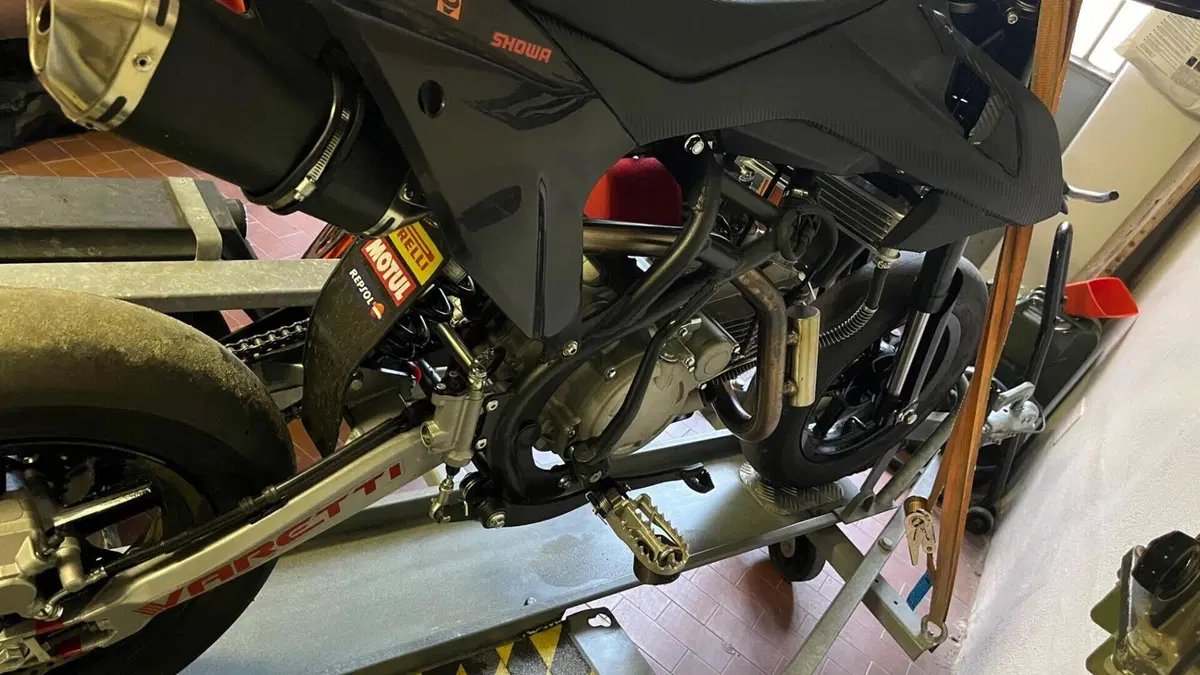 VMoto ON-R L1e (2023 - 26)  (3)