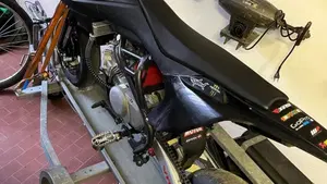 VMoto ON-R L1e (2023 - 26)  (6)