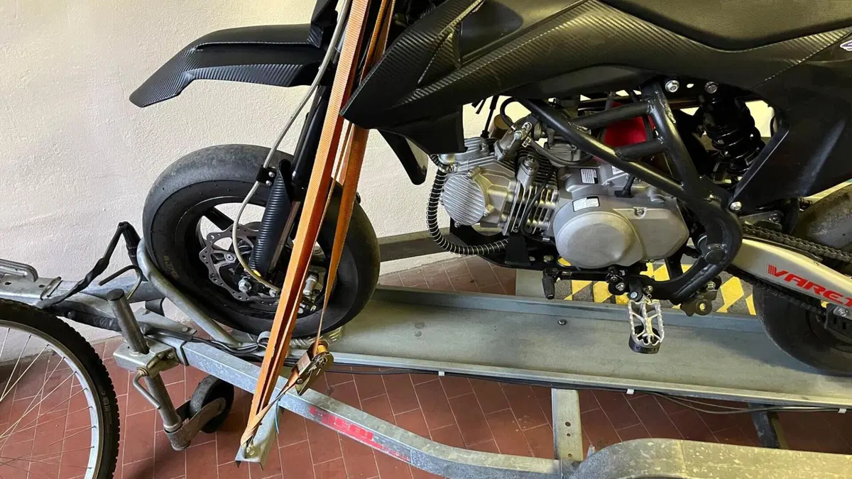 VMoto ON-R L1e (2023 - 26)  (8)