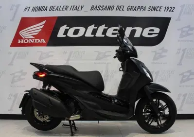 Piaggio Beverly 400 ABS-ASR (2021 - 24) - Annuncio 10132042