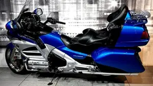 Honda GL 1800 Gold Wing (2012 - 17)  (4)