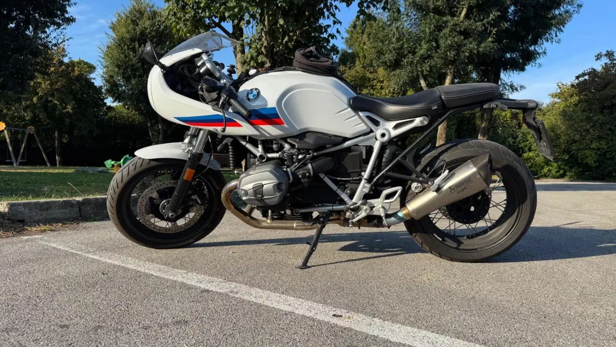 Bmw R nineT 1200 Racer (2017 - 20)  (2)