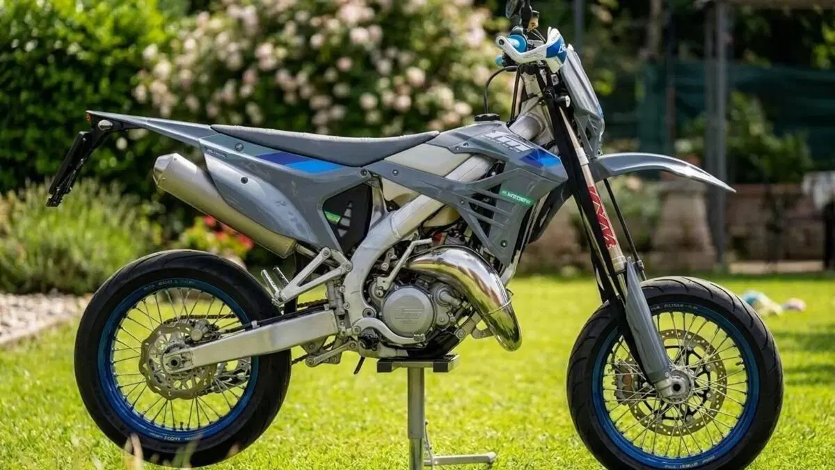 Tm Moto SMR 125 ES Fi 2T (2025) 
