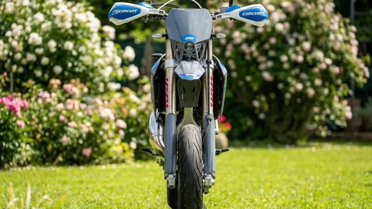 Tm Moto SMR 125 ES Fi 2T (2025)  (2)