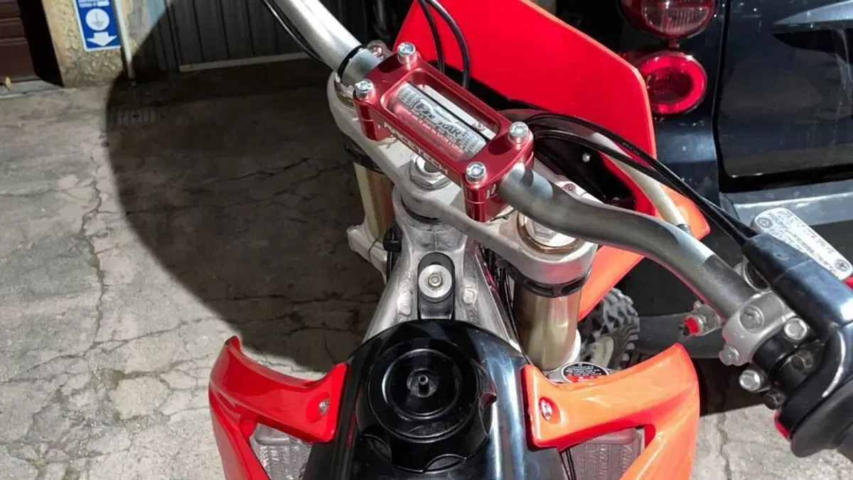 HM CRE F 450 R (2007 - 08)  (8)